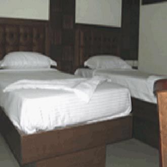 היידראבד Hotel Golden Point Residency מראה חיצוני תמונה